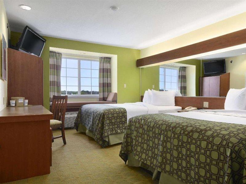 Super 8 By Wyndham San Antonio Airport North Hotel Ngoại thất bức ảnh