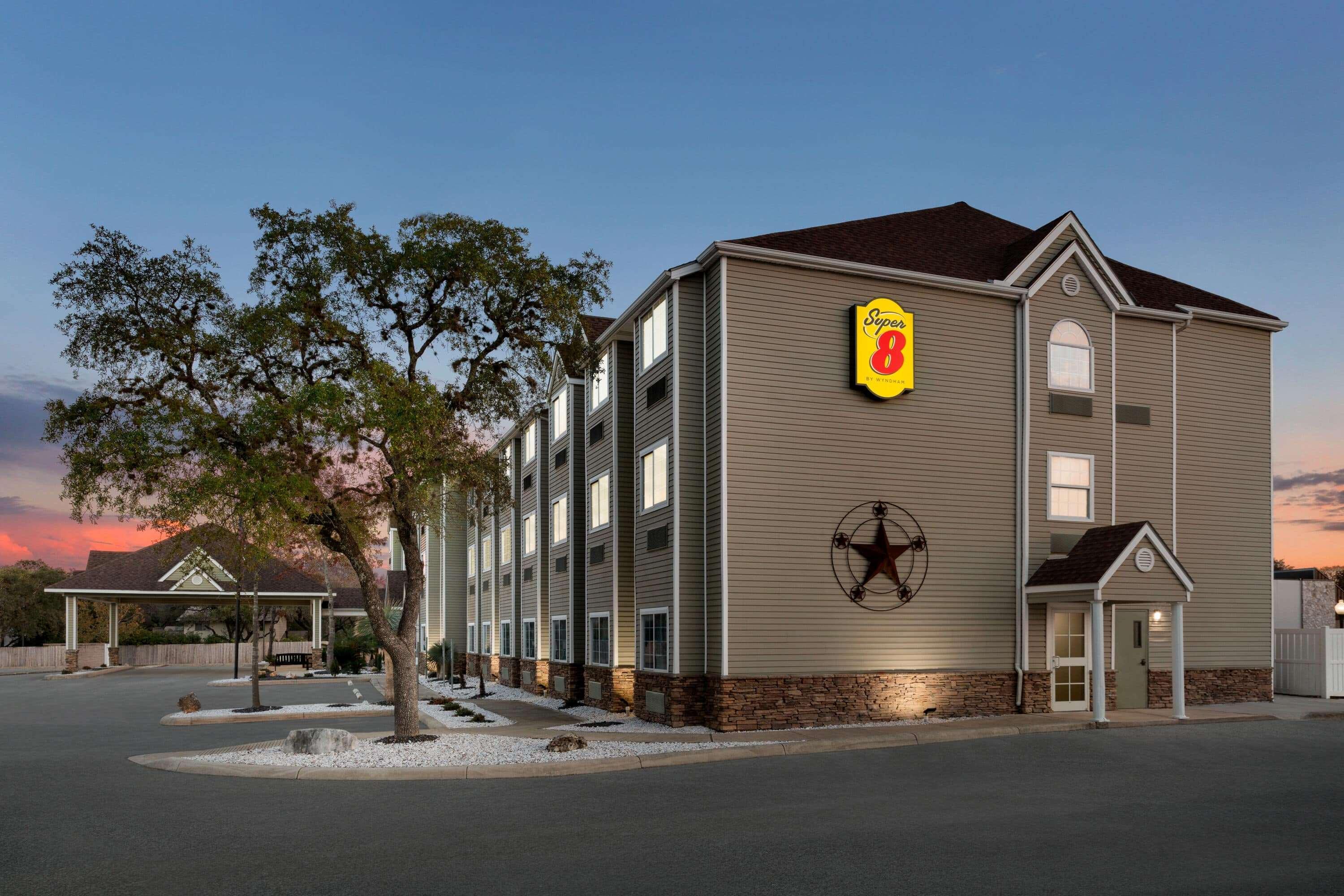 Super 8 By Wyndham San Antonio Airport North Hotel Ngoại thất bức ảnh